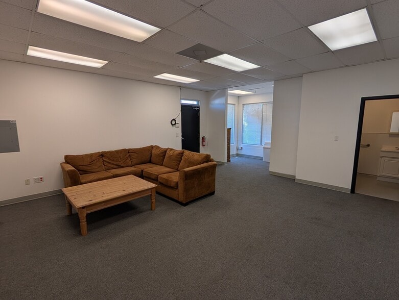 More Photos Of 930 Huber St, Grover Beach Warehouse For Lease