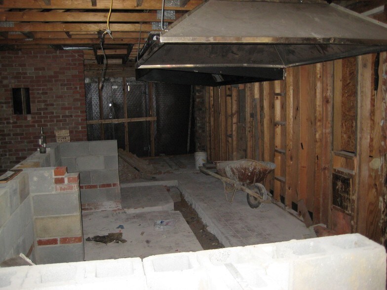 More Photos Of 4005 Melrose Ave, Roanoke Restaurant For Sale