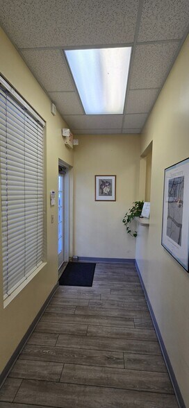 More Photos Of 10845 Park Dr, Riverview Healthcare For Lease