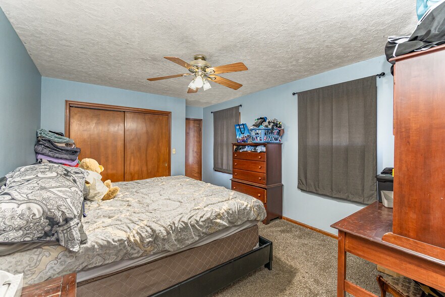 More Photos Of 7195 Singer Rd, Dayton Horse Stables For Sale