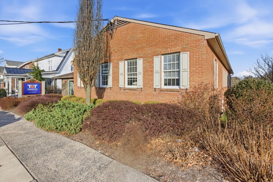 More Photos Of 307 E Broad St, Souderton Medical For Lease