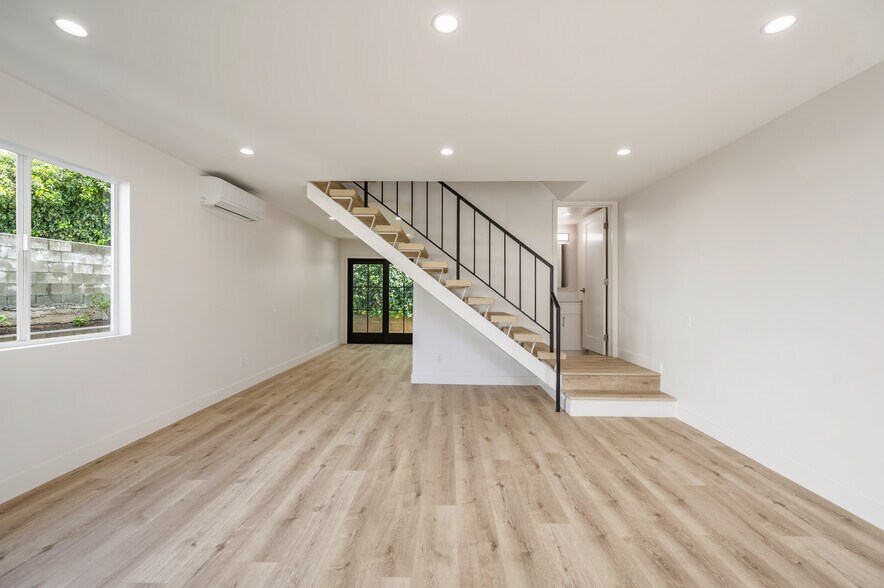 More Photos Of 4311-4315 Eagle Rock Blvd, Los Angeles Storefront Retail Residential For Sale