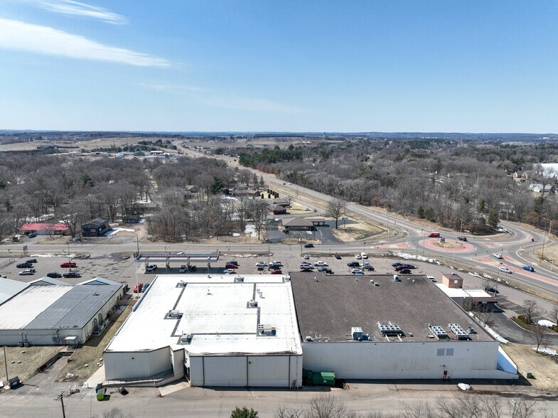 More Photos Of 17158 County Highway J, Chippewa Falls Supermarket For Lease