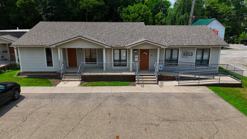 More Photos Of 131-139 Lewis Ave, Circleville Medical For Sale