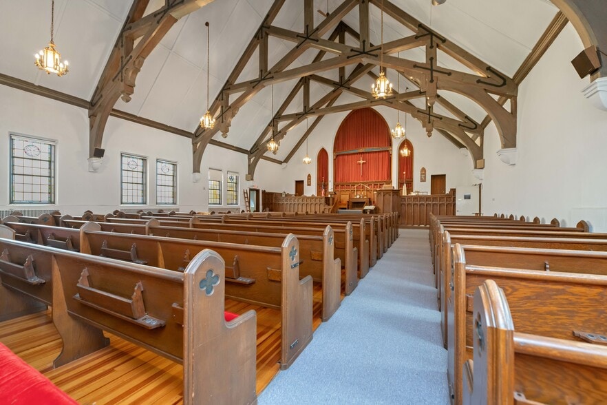 More Photos Of 2889 Culver rd, Rochester Specialty For Sale