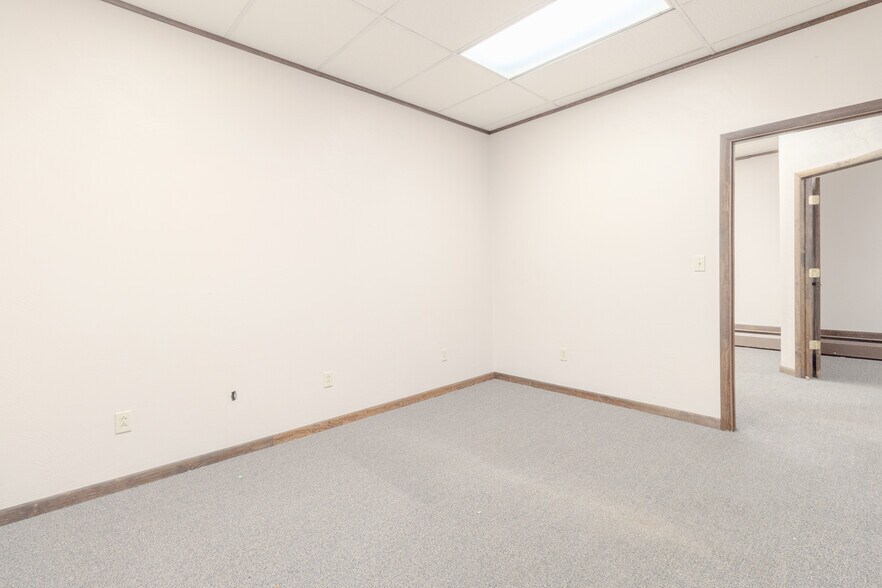 More Photos Of 1006 Harrison City Export Rd, Harrison City Office For Lease