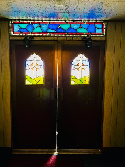 More Photos Of 20 St Clair St, Middleport Religious Facility For Sale