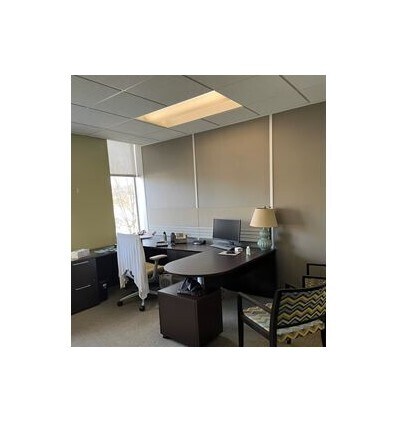 More Photos Of 400 Washington St E, Charleston Office For Lease