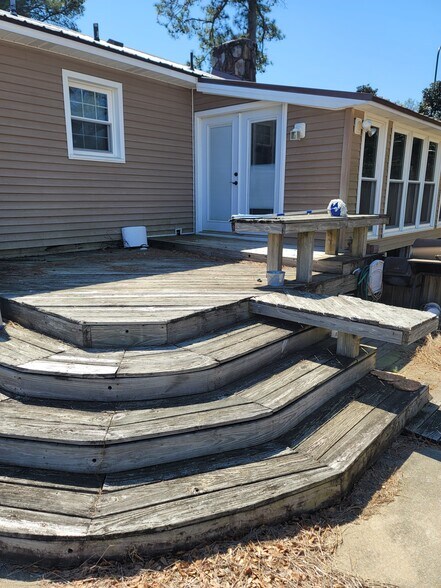 More Photos Of 215 Harding Rd, Chocowinity Office For Sale