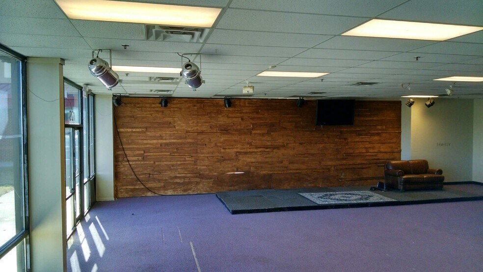 More Photos Of 1128 McDonough Pl, McDonough Storefront For Sale
