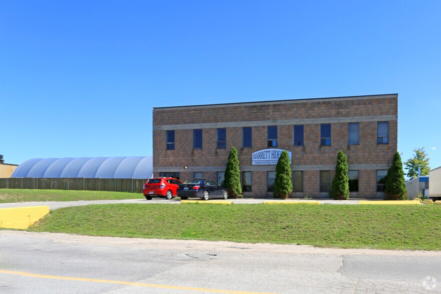 More Photos Of 75 Welham Rd, Barrie Warehouse For Lease