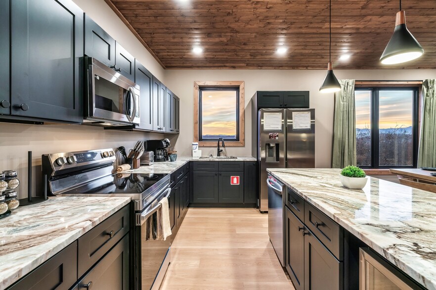 More Photos Of 1302 Reedmont Way, Sevierville Hospitality For Sale