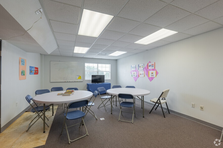 More Photos Of 2502 County Road, Rhome Religious Facility For Sale