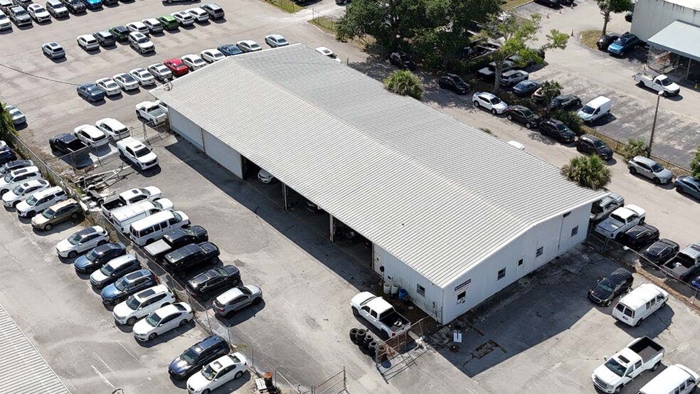More Photos Of 2269 Indian Rd, West Palm Beach Unknown For Lease