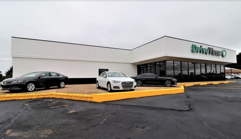 More Photos Of 1007 E Oglethorpe Blvd, Albany Auto Dealership For Lease