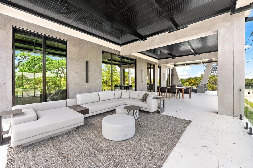 More Photos Of 11700 SE Shell Ave, Hobe Sound Loft Creative Space For Sale