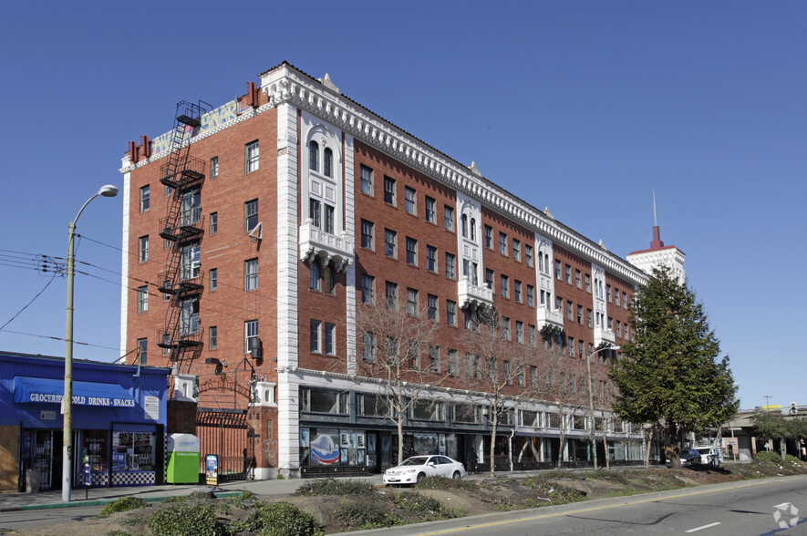 Primary Photo Of 3443-3501 San Pablo Ave, Oakland Dormitory For Lease