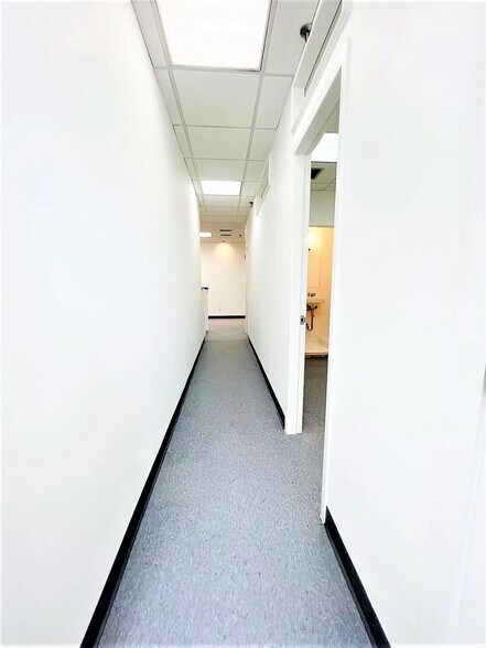 More Photos Of 198-200 Canal St, New York Medical For Sale