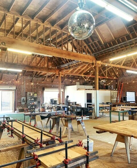 More Photos Of 643 Gibbons St, Los Angeles Warehouse For Lease