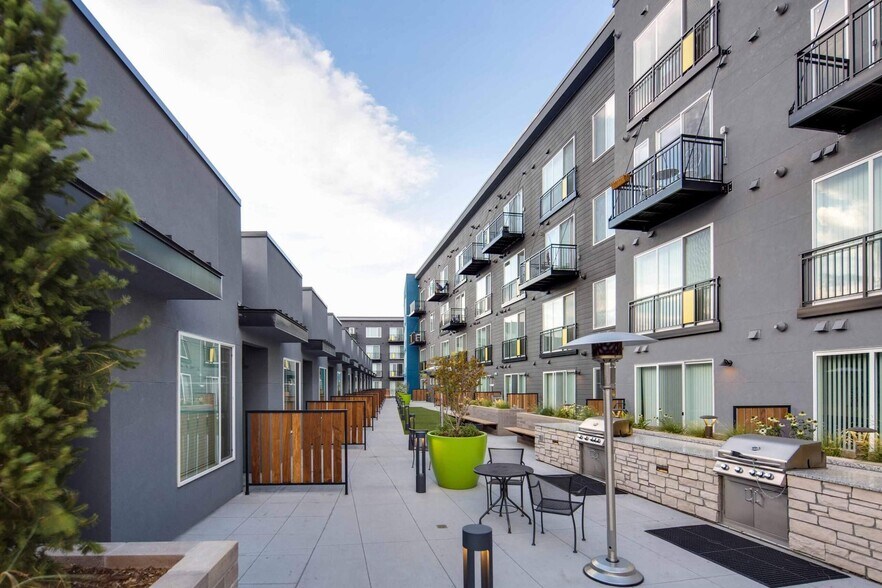 More Photos Of 415 S Cherokee St, Denver Apartments For Lease