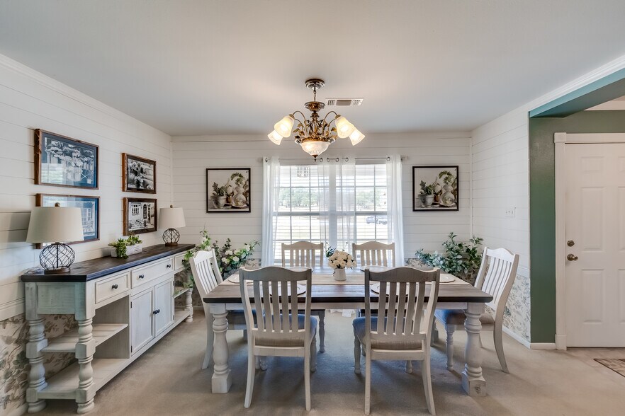 More Photos Of 200 King Ranch Rd, Gatesville Specialty For Sale