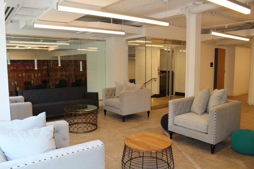 More Photos Of 1401 K St NW, Washington Office For Lease