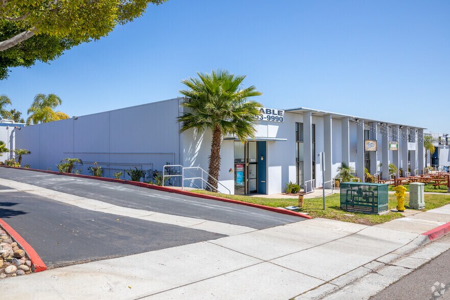 More Photos Of 7560-7590 Clairemont Mesa Blvd, San Diego Warehouse For Lease