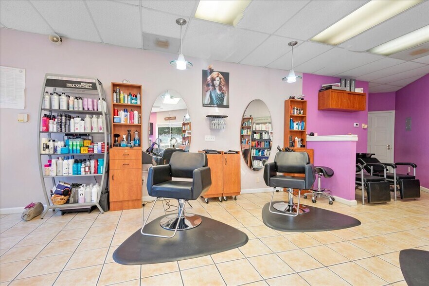 More Photos Of 37138 Niles Blvd, Fremont Freestanding For Lease