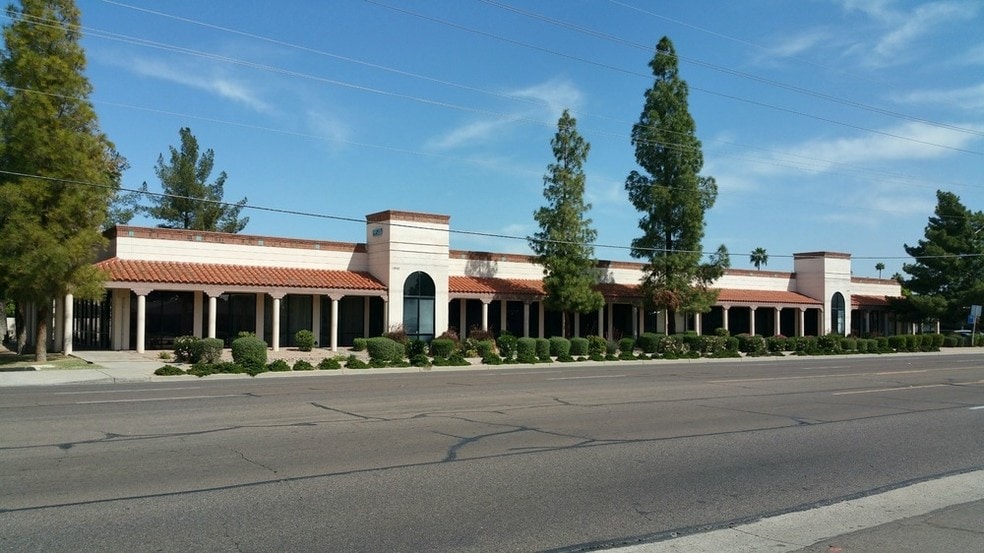 More Photos Of 3280 S Country Club Way, Tempe Unknown For Lease