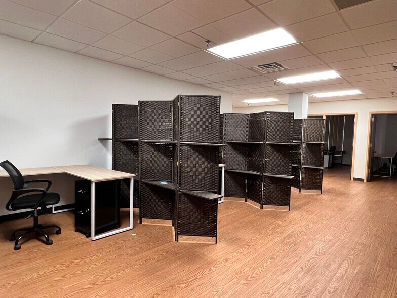 More Photos Of 27 Bleeker St, Millburn Office For Lease