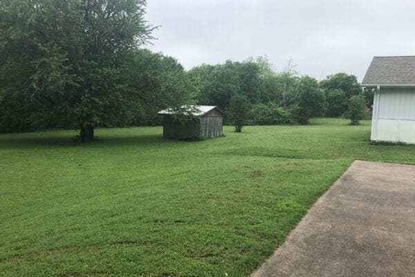 More Photos Of 915 Country Club Rd, Cleburne Religious Facility For Sale