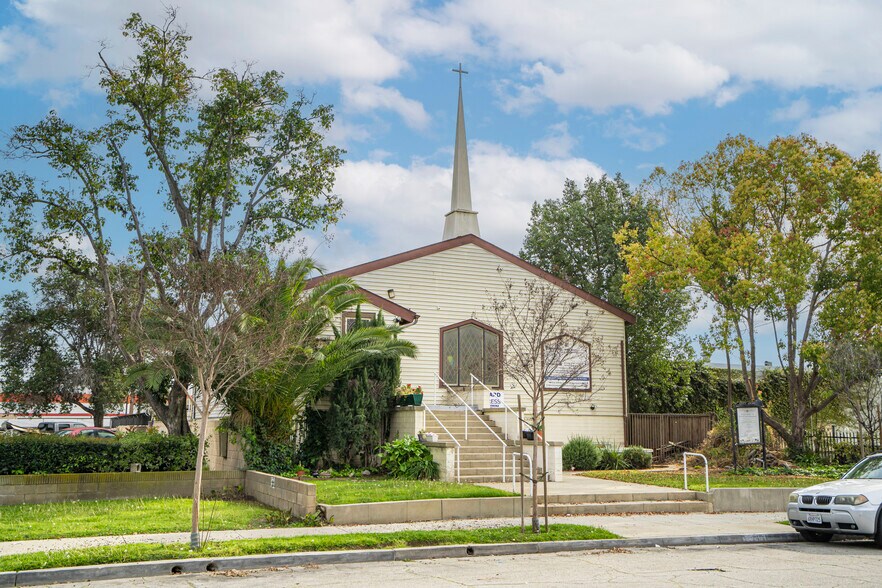 More Photos Of 524 E Pasadena St, Pomona Religious Facility For Sale
