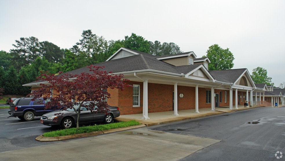 Primary Photo Of 1720 Gunbarrel Rd, Chattanooga Medical For Sale