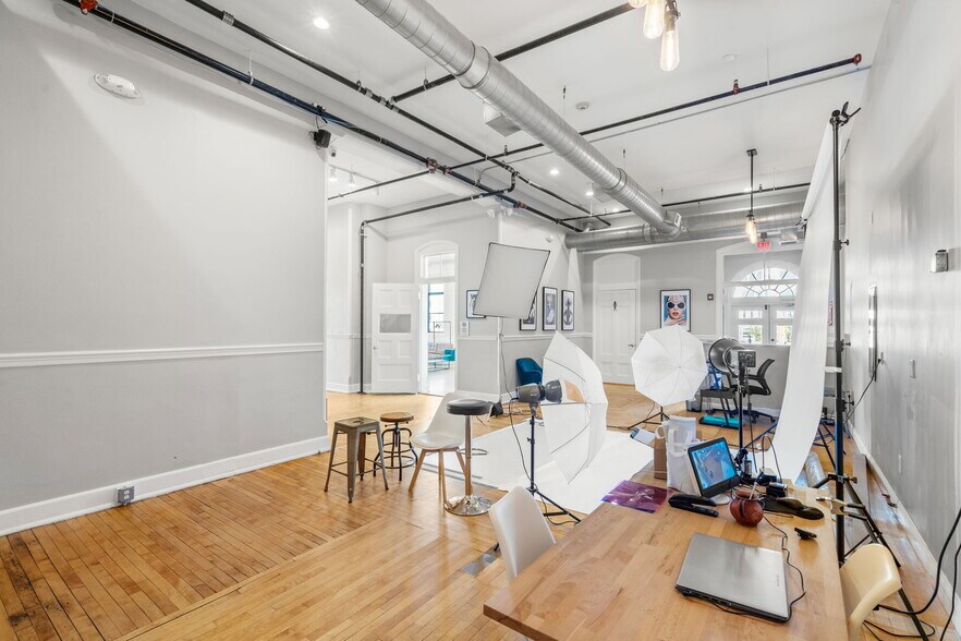 More Photos Of 24 Cambridge St, Charlestown Loft Creative Space For Sale