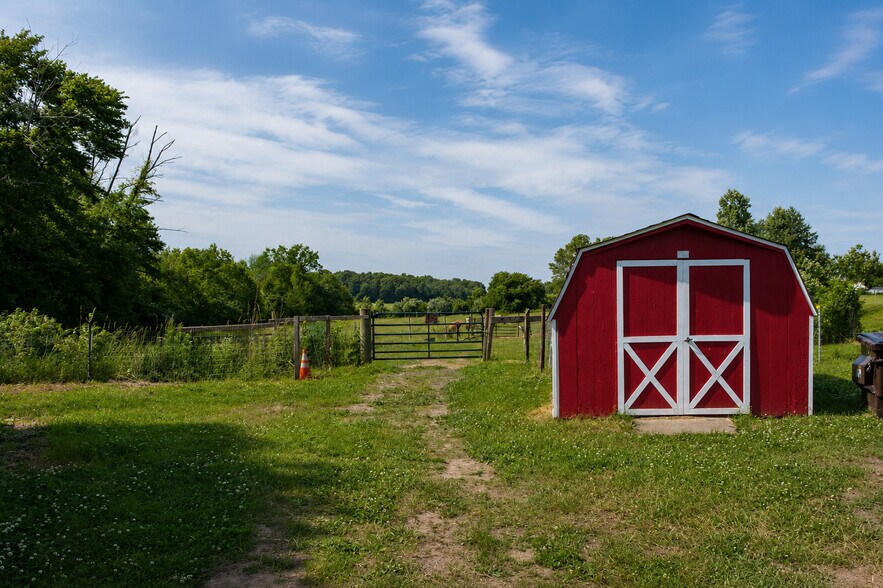 More Photos Of 85 East St, East Granby Land For Sale