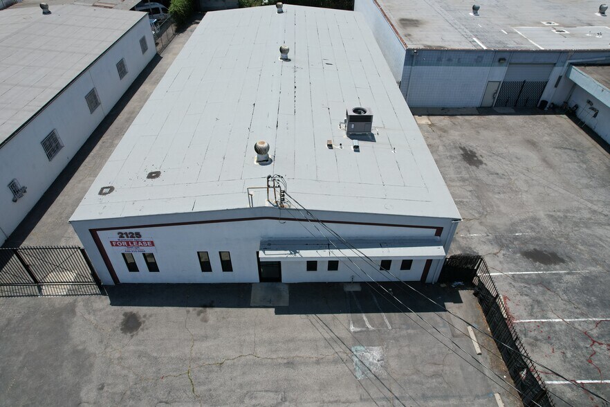 More Photos Of 2125 N Seaman Ave, South El Monte Warehouse For Lease