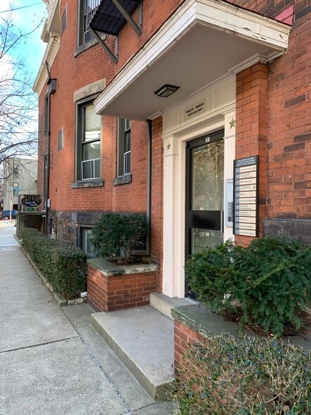 More Photos Of 201 S Craig St, Pittsburgh Office Residential For Lease