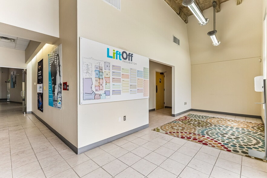 More Photos Of 2014 S Hackberry St, San Antonio Office For Sale
