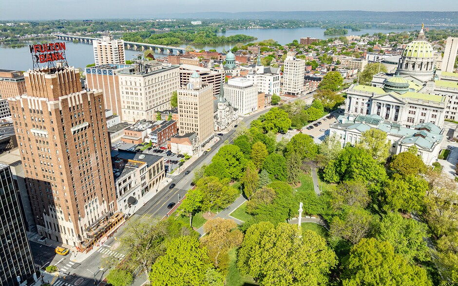 More Photos Of 208 N 3rd St, Harrisburg Office For Sale
