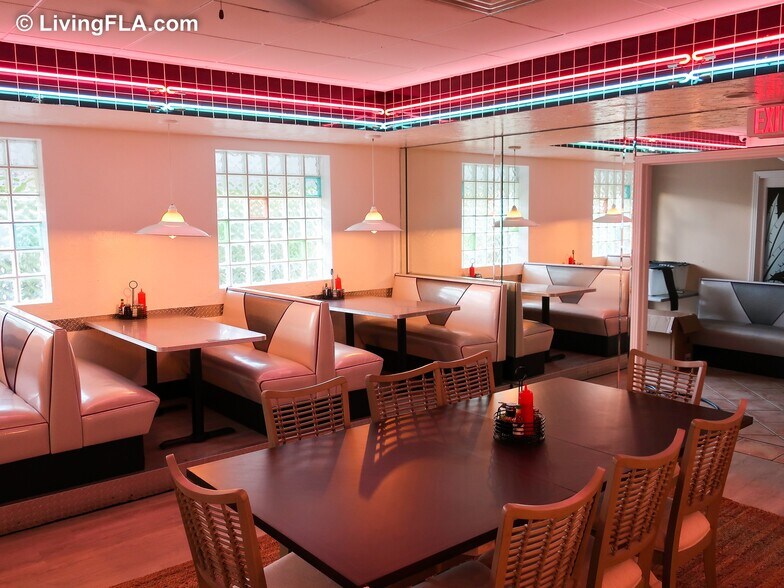 More Photos Of 2410 N Federal Hwy, Delray Beach General Retail For Sale