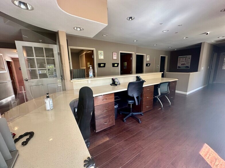 More Photos Of 125 N Euclid Ave, Fullerton Medical For Lease