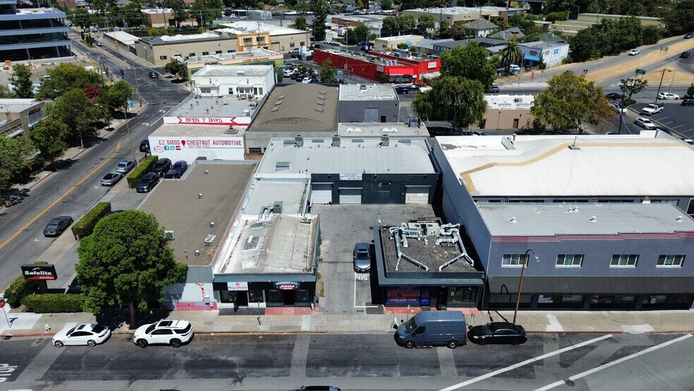 More Photos Of 411-417 Lathrop St, Redwood City Service For Sale