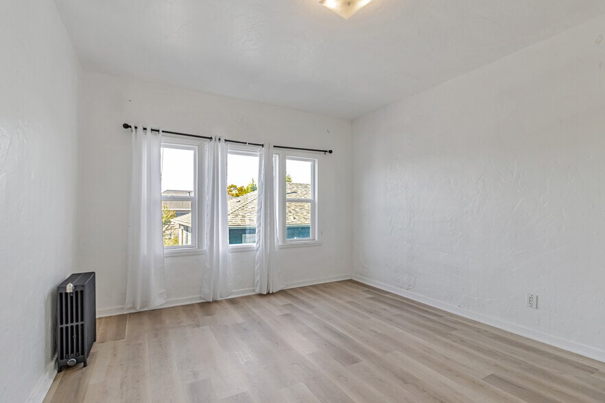 More Photos Of 1360 Berkeley Way, Berkeley Apartments For Sale