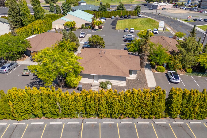 More Photos Of 830 Sharon Ave E, Moses Lake Office For Sale