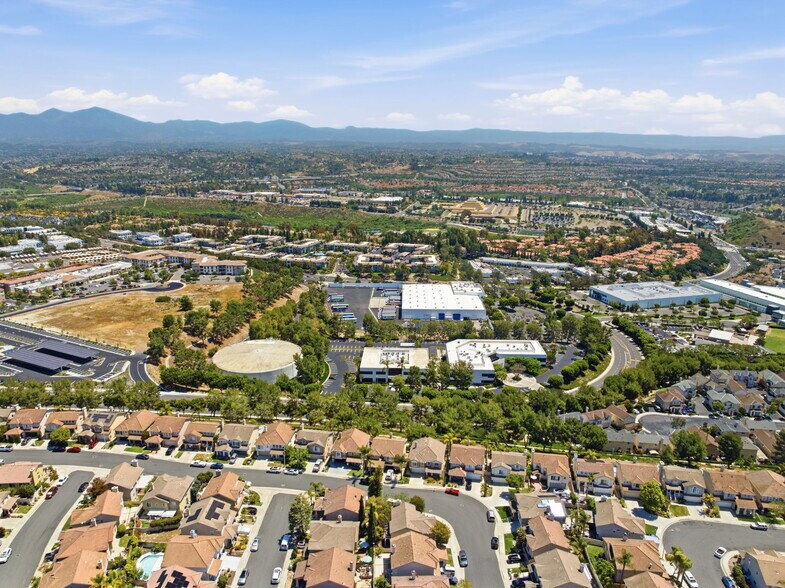 More Photos Of 6A Liberty, Aliso Viejo Office For Sale