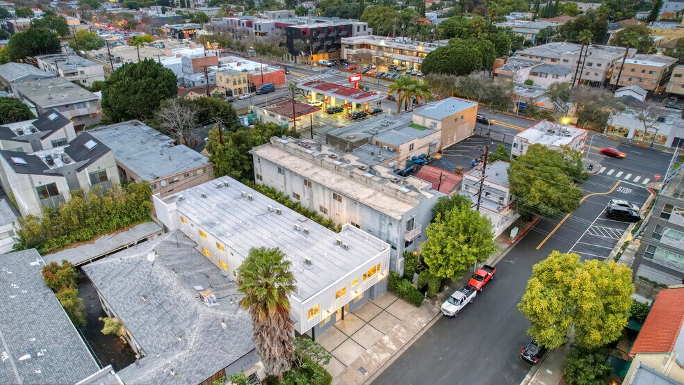 More Photos Of 1047 N Sierra Bonita Ave, West Hollywood Apartments For Sale