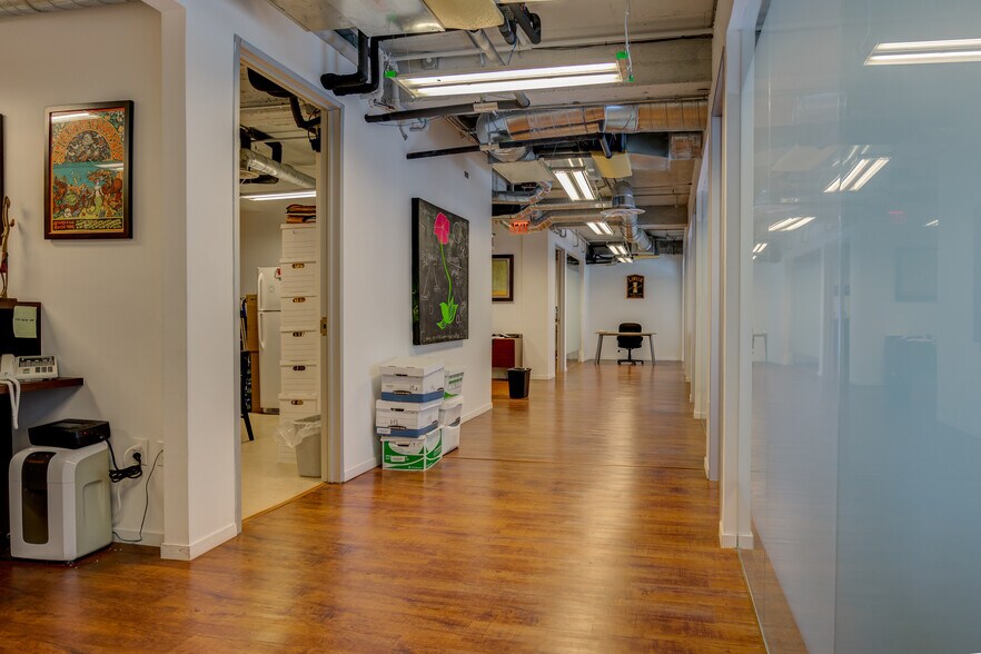 More Photos Of 14 NE 1st Ave, Miami Office For Lease