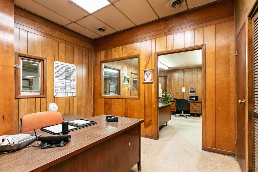 More Photos Of 500 E Main St, Lebanon Land For Sale