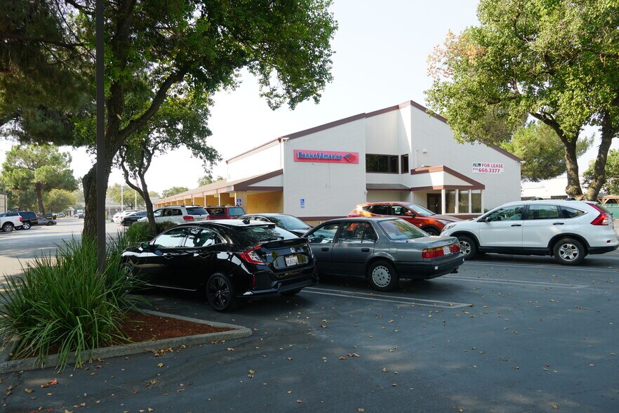 Primary Photo Of 50 W Main Street, Woodland Bank For Sale