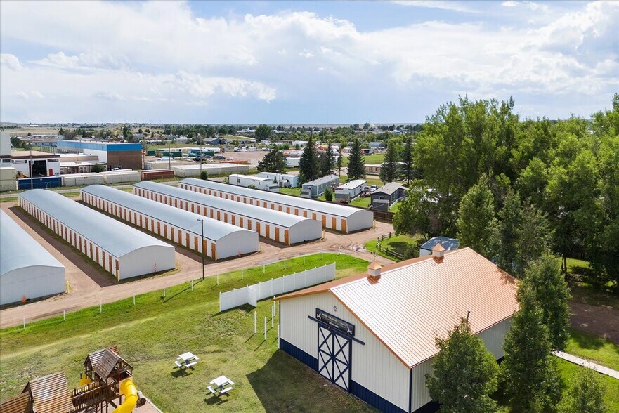 More Photos Of 1902 Avenue C, Cheyenne Self Storage For Lease